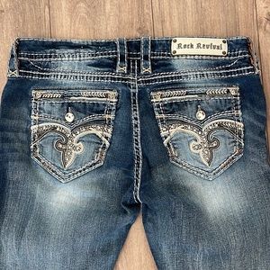 Womens Rock Revival Straight Jeans
